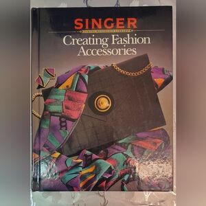 🎁🆓️Gift - Hard Cover Creating Fashion Accessories Singer Brand New